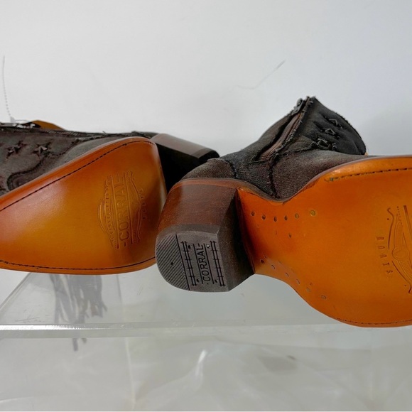 Corral Boots Women's Ankle Boot denim inlay & embroidery & star studs & fringes - Picture 13 of 14